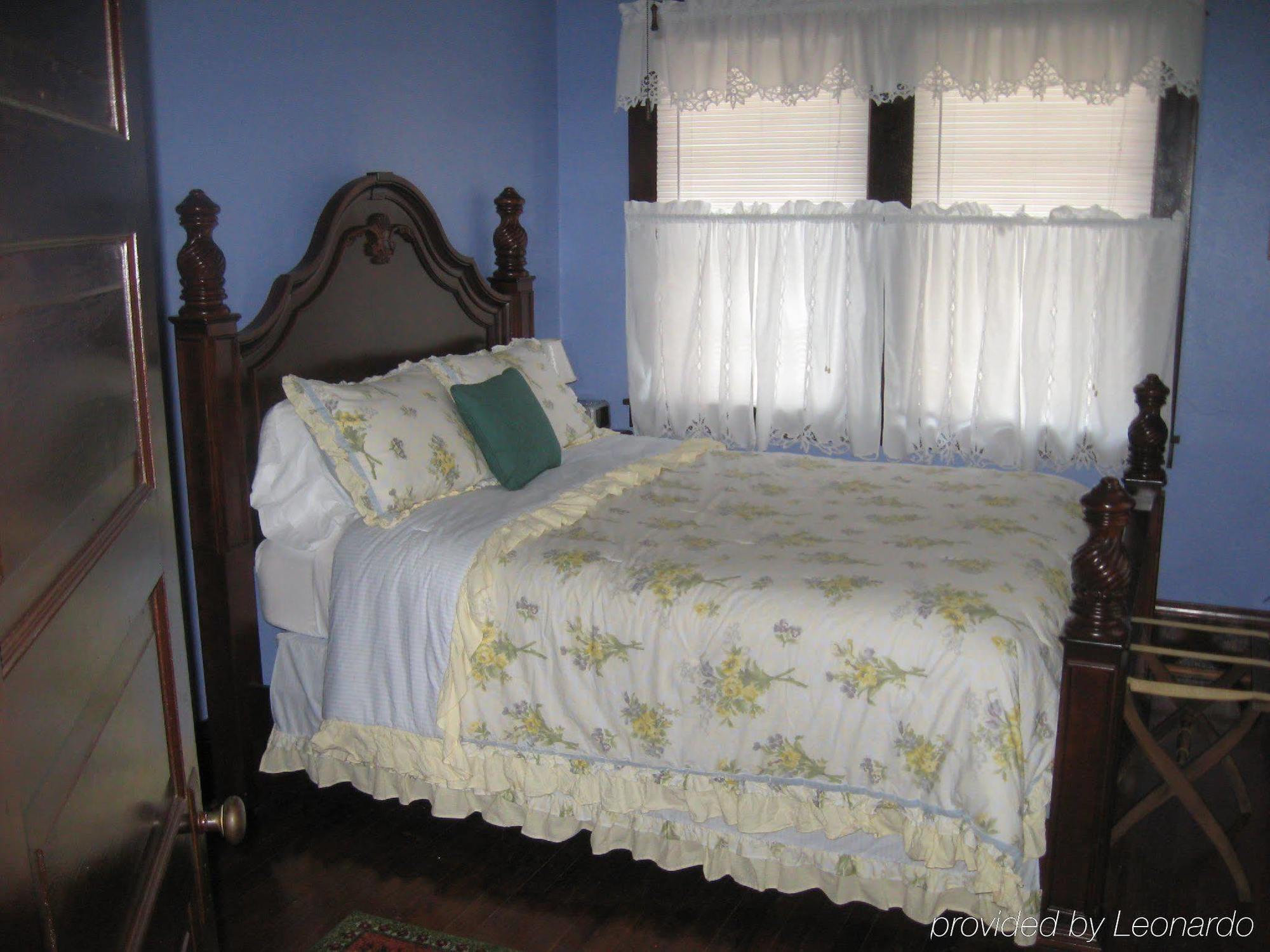 The Badin Inn & Golf Club Albemarle Oda fotoğraf